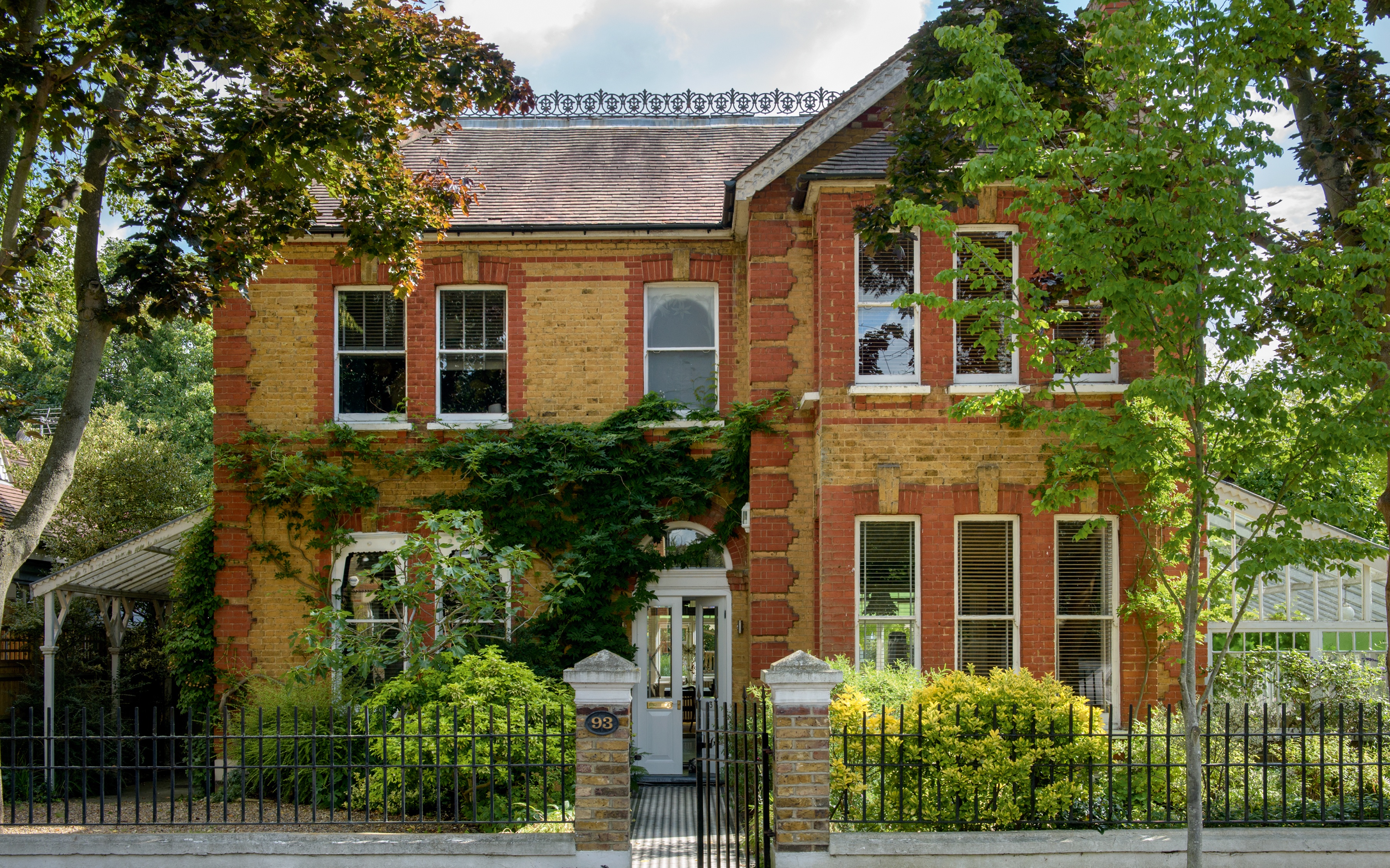 Victorian UK building with traditional roof
